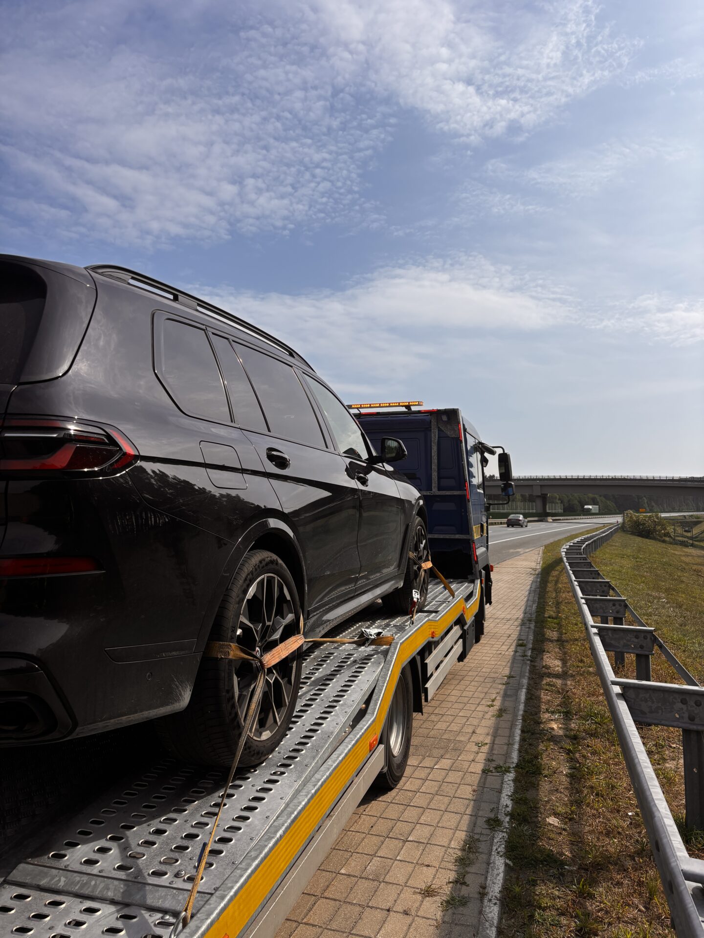 holowanie pojazdu z autostrady a2